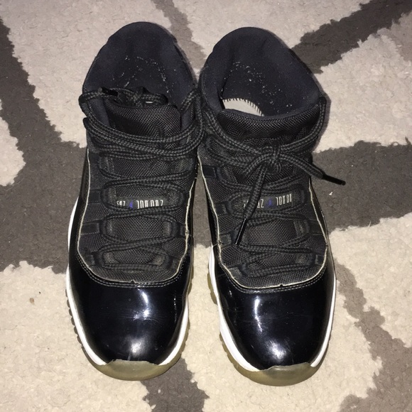 air jordan 11 space jam sneakers - Picture 13 of 13